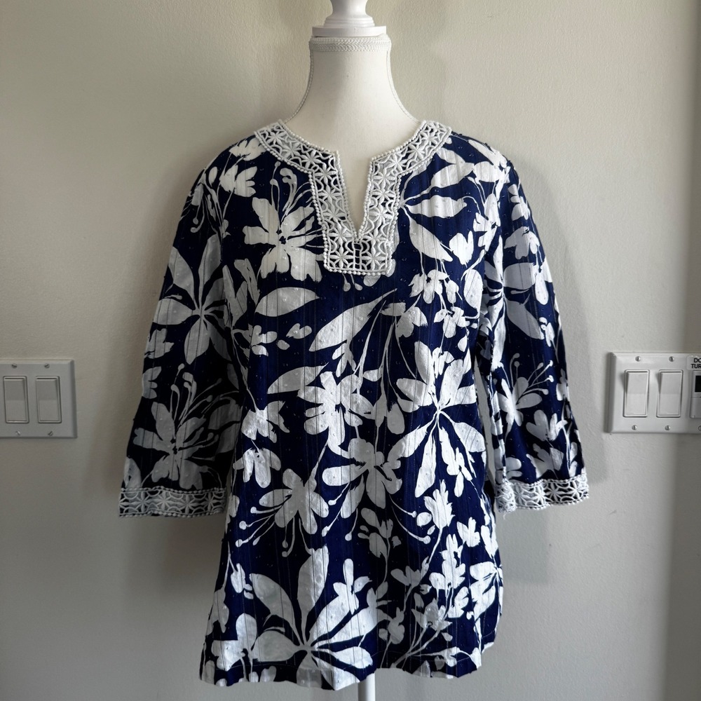 Alfred Dunner Floral Crochet Trim Blouse Navy White Womens 12 Coastal Boho
